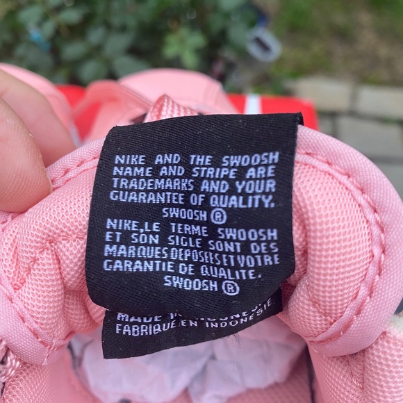 Nike Cortez Basic TXT VDay GS Sneaker - Picture 2 of 10